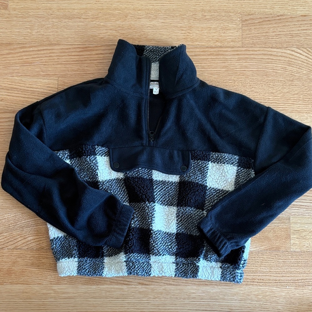 Pink Rose Black and Cream pullover